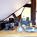 Deux Pieces Sous Les Toits Apartment Tours
