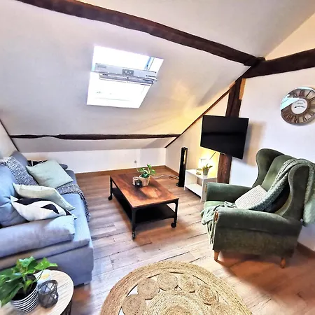 Apartment Deux Pieces Sous Les Toits *