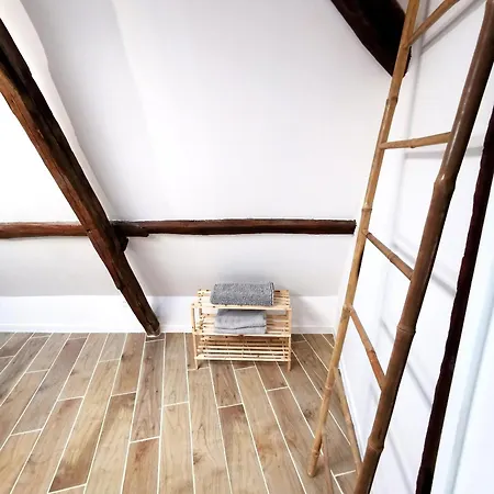 Deux Pieces Sous Les Toits Daire *