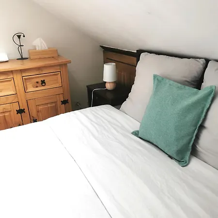 Deux Pieces Sous Les Toits * Tours